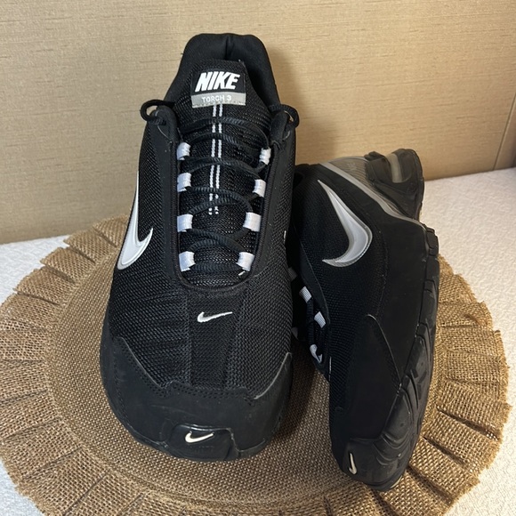 Nike Men's Air Max Torch 3 Running Shoes - Picture 2 of 6